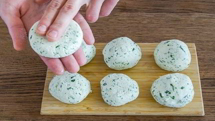 Несладкие сырники