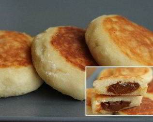 Сырники на манке с вареной сгущенкой