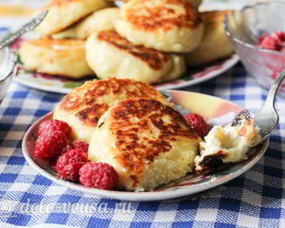 Сырники с йогуртом