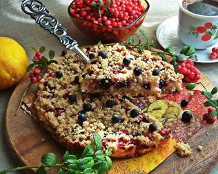 Ягодный творожник без муки