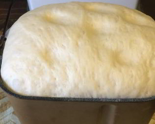 Тесто на пирожки в хлебопечке