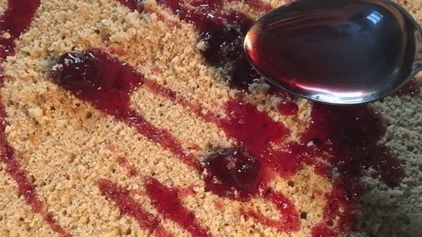 бисквитный торт с меренгой и арахисом