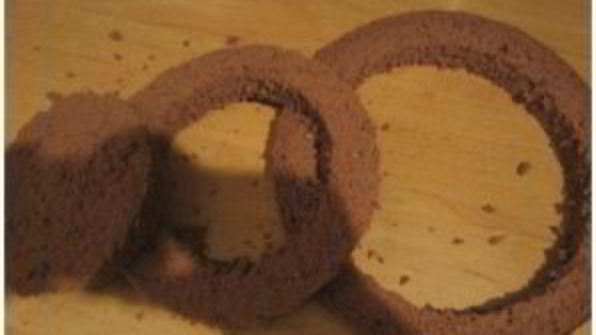 бисквитный торт с вишней