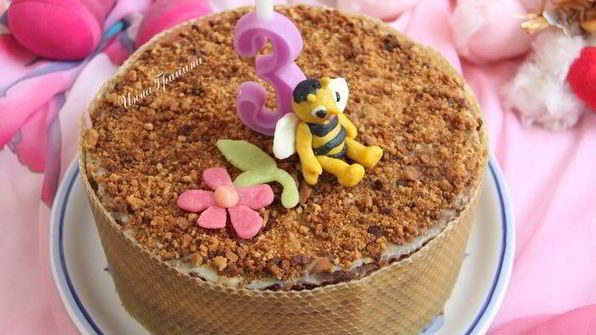 медовик пряничный с кокосовым кремом