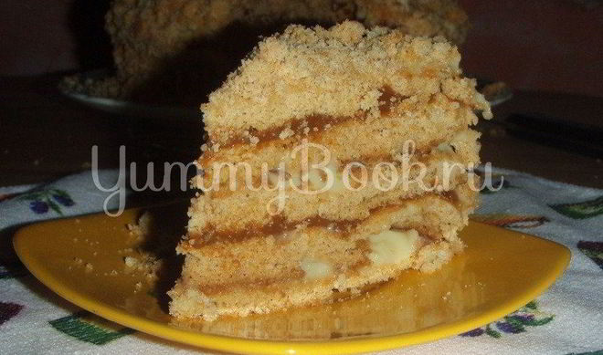 Медовый торт с заварным кремом и ириской