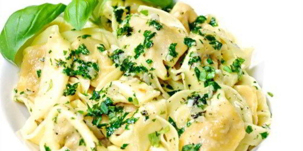 Рецепт тортеллиней с творогом и вялеными помидорами