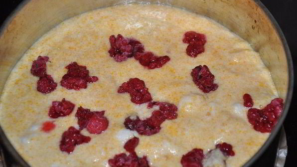 тыквенно-шоколадный торт-купол с малиновым желе