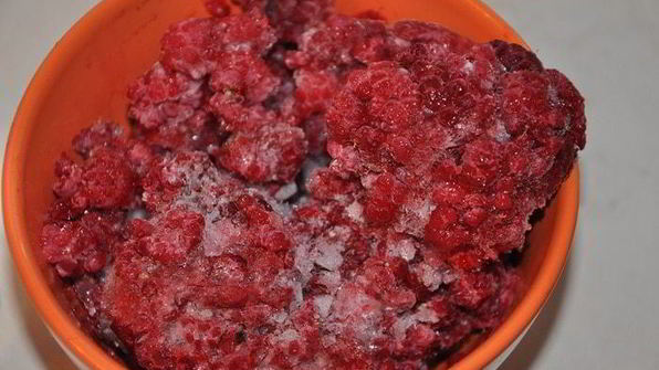 тыквенно-шоколадный торт-купол с малиновым желе