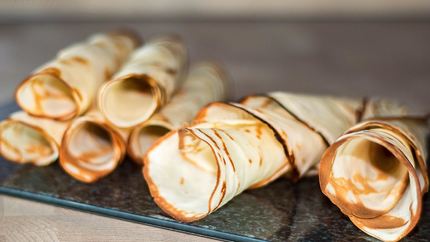 Хрустящие сахарные вафли на сковороде