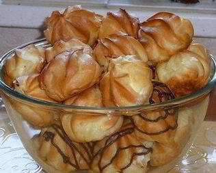 Домашние профитроли с заварным кремом