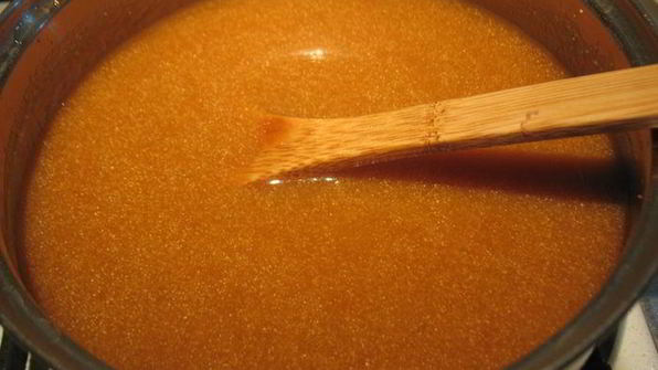 профитроли из льняной муки с яблочно-карамельным муссом