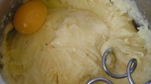 профитроли с лимонным кремом