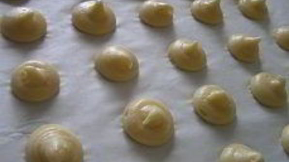 профитроли с лимонным кремом