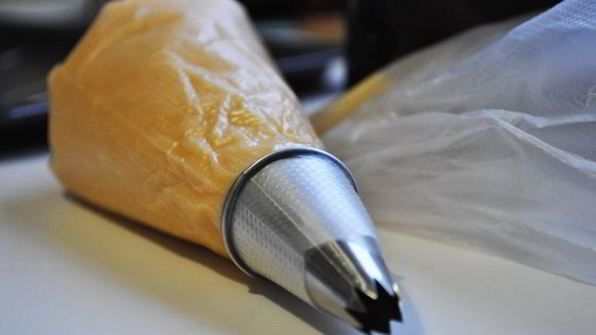 шоколадные эклеры