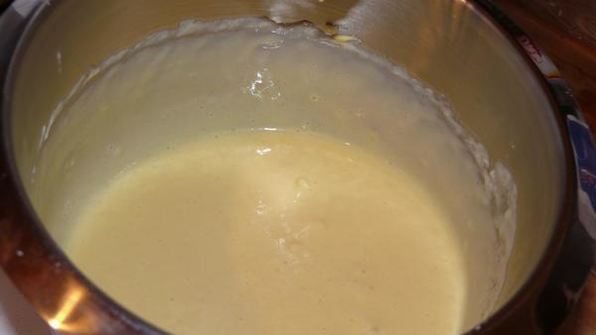 торт башня из профитролей