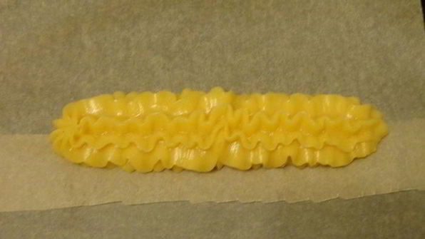 эклер праздничный