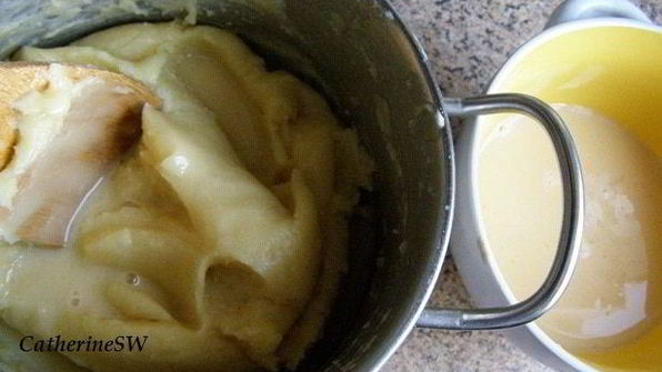 эклеры с кофейным заварным кремом