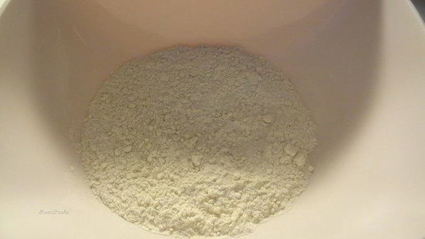 эклеры с темным шоколадом