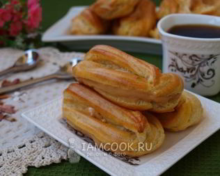 Эклеры со сгущенкой