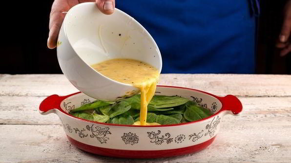 пшенная запеканка с курицей и шпинатом