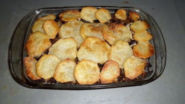 запеканка с картофелем, курицей и грибами