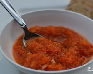 Аджика домашняя с яблоками