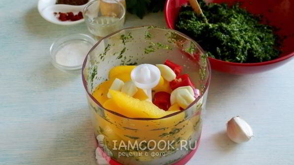 аджика из петрушки