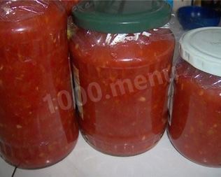 Аджика из помидоров и болгарского перца
