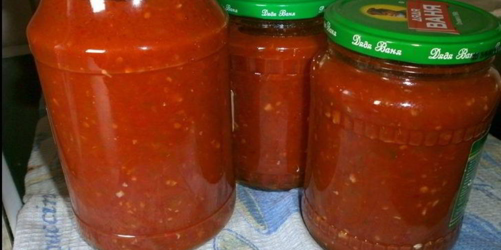 Рецепт аджики с хреном и помидорами