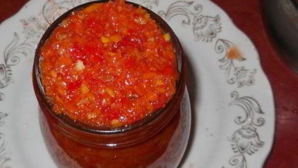 Аджика с морковью и перцем