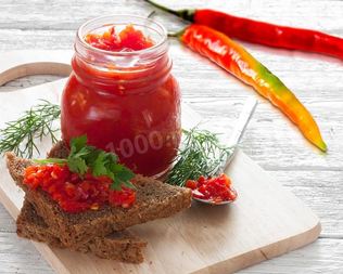 Острая аджика пальчики оближешь на зиму