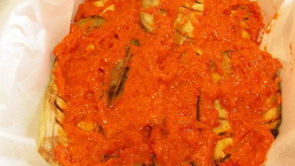 запеканка из баклажанов с аджикой и моцареллой