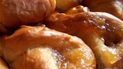 Дрожжевое тесто с джемом