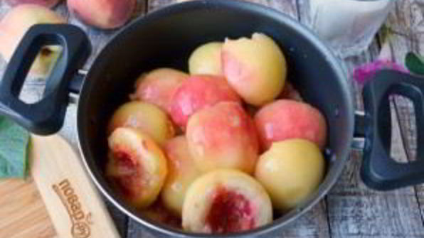 персиковый джем