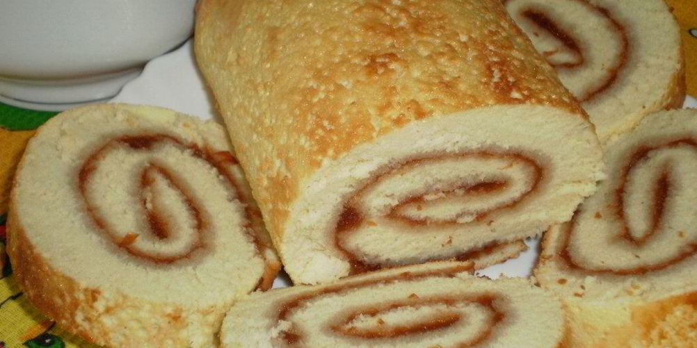 Рецепт рулета с яблочным джемом
