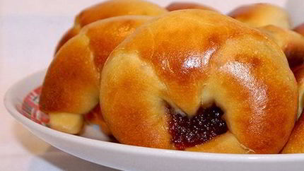 Творожные калачики с джемом