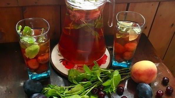 клубничный компот с мятой