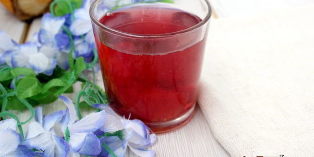 Рецепт компота из кизила, яблок и мяты