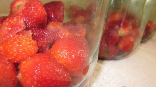 компот из клубники на зиму