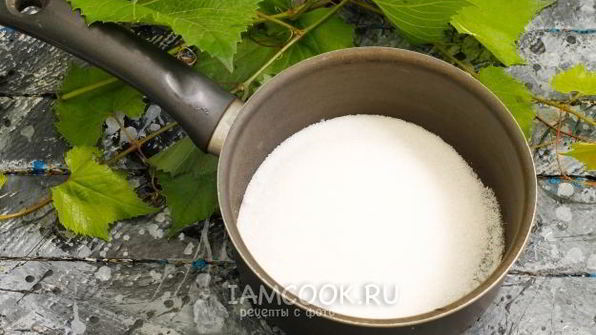 компот из винограда с косточками на зиму