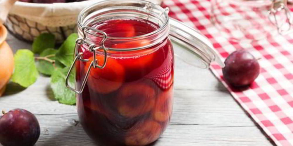 Рецепт сливового компота