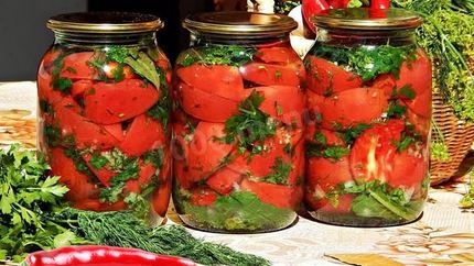 Красные помидоры по-корейски на зиму