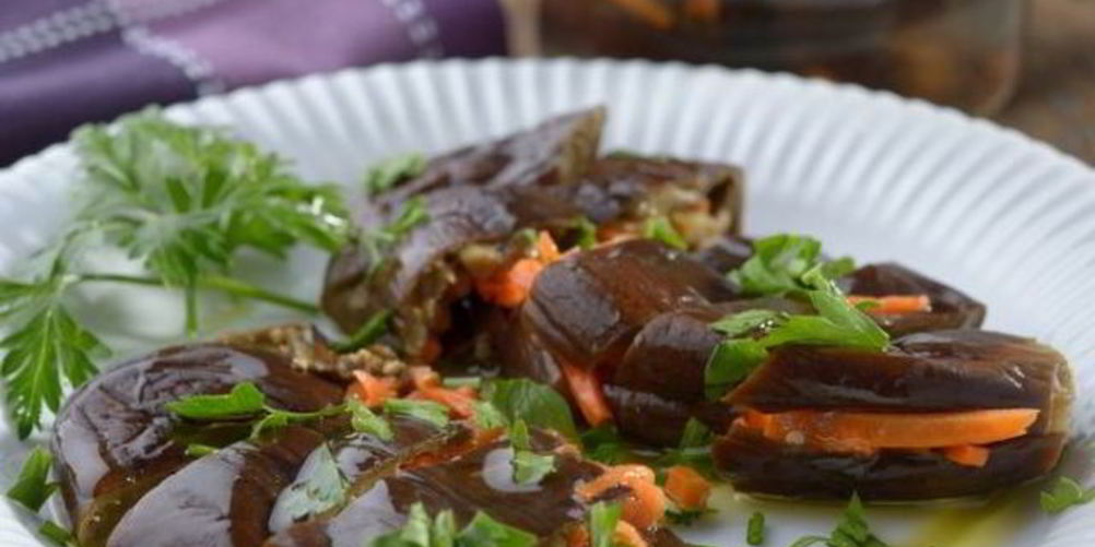 Рецепт баклажанов маринованных с морковью и чесноком