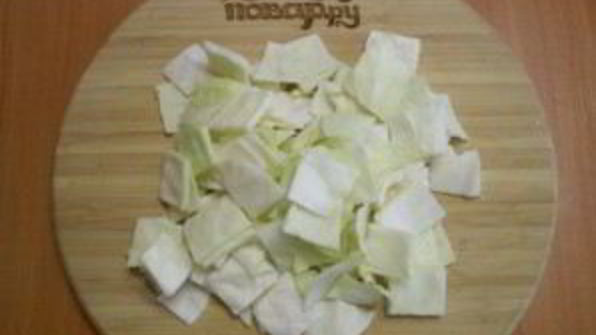 маринованная капуста со свеклой и чесноком