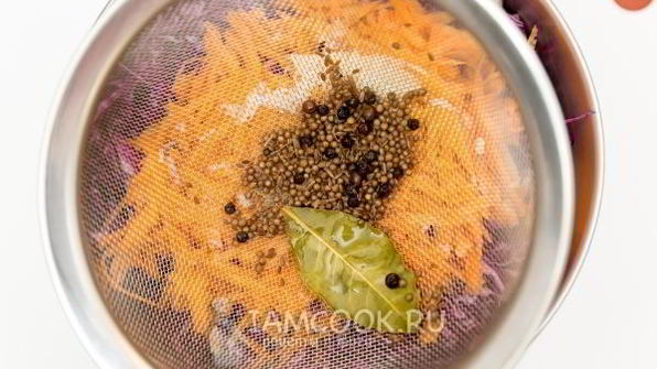маринованная краснокочанная капуста