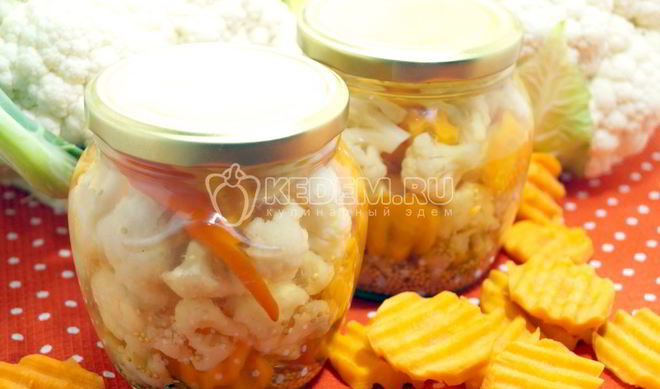 Маринованная цветная капуста с морковью