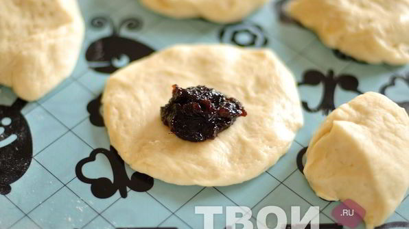 булочки с повидлом