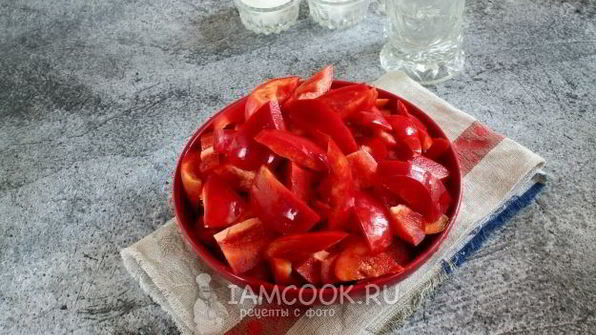 сладкий перец в помидорах без масла на зиму