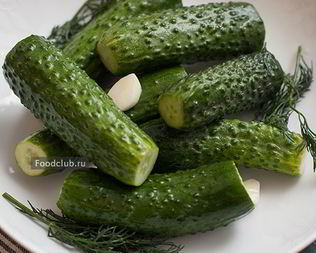 Малосольные огурцы