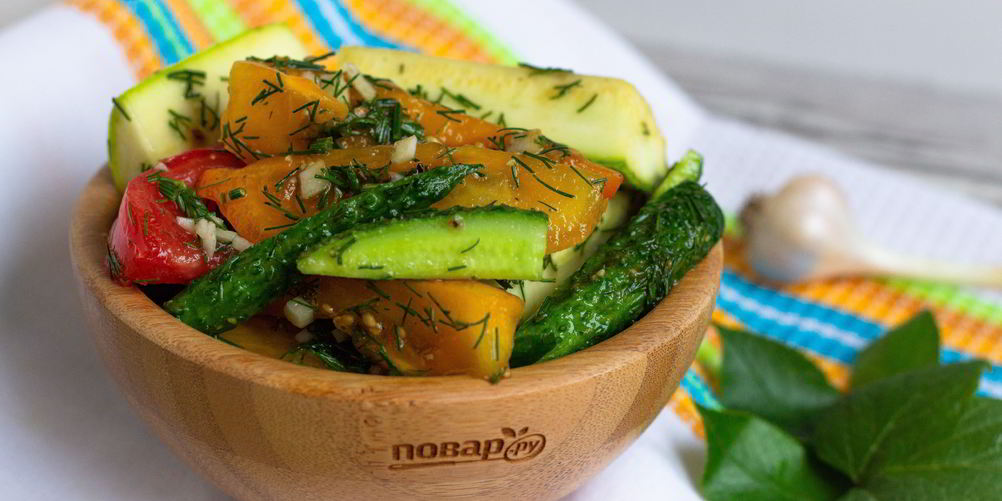 Рецепт малосольных овощей в пакете